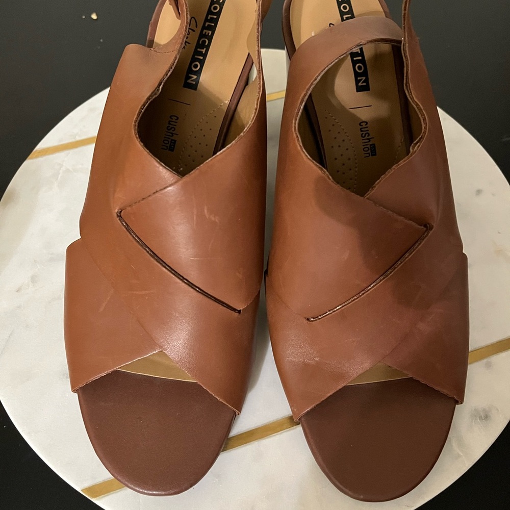 Open toe slingbacks